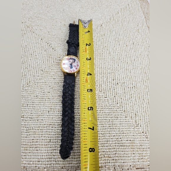 Vintage Betty Boop wristwatch, with a braided black Strap, missing Buckle (**) - Picture 8 of 8
